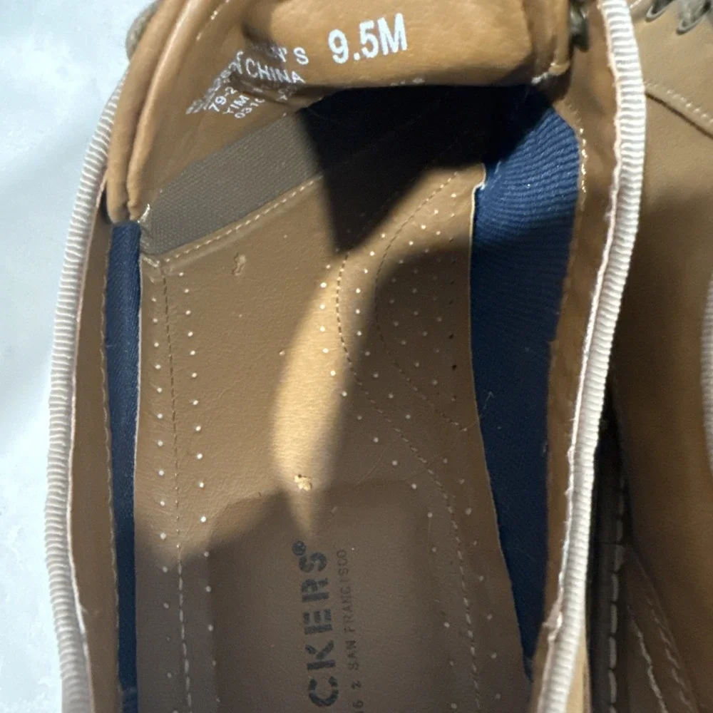 Docker's Men's Shoes, Tan, Size 9.5 Excellent Condition